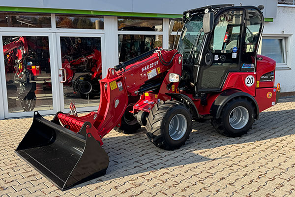 Sale H&R 2210T mit Kabine und 18 Betriebsstunden